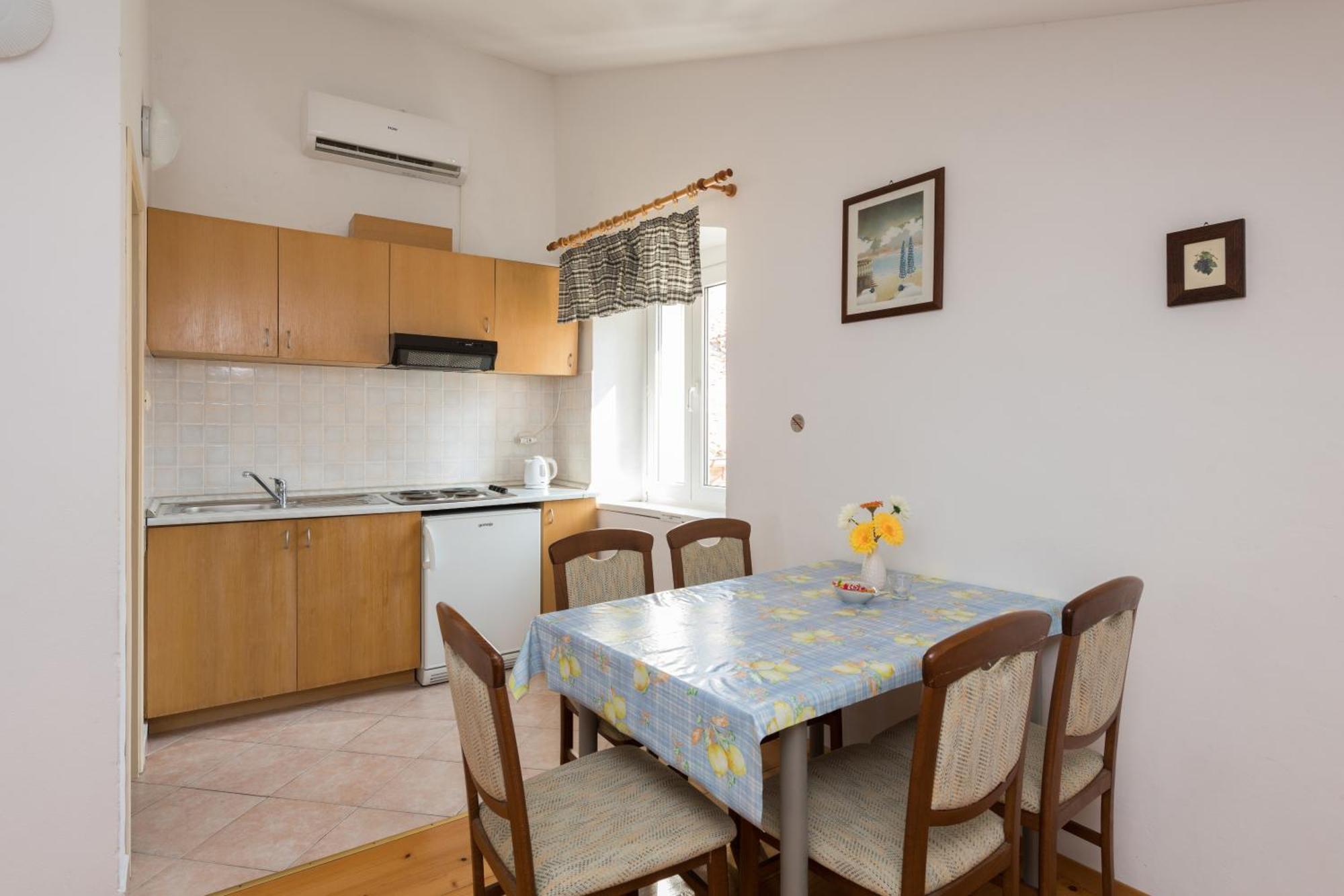 Apartments Mirakul Mali Lošinj Quarto foto